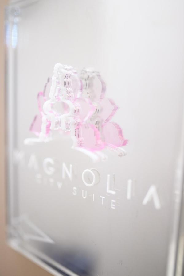 Magnolia City Suite Patras Bagian luar foto
