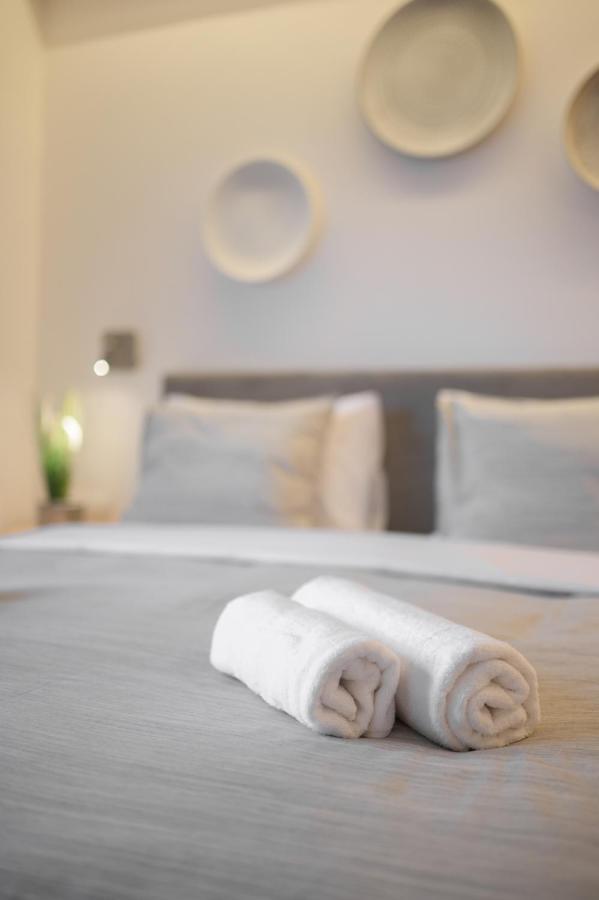 Magnolia City Suite Patras Bagian luar foto